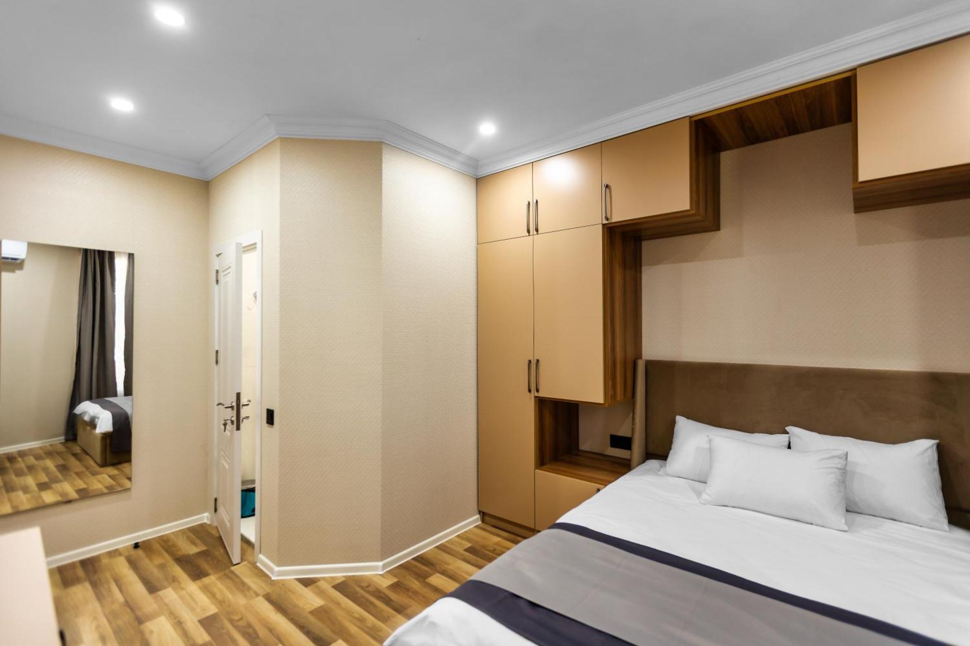 באקו Hillside City Center Hotel מראה חיצוני תמונה