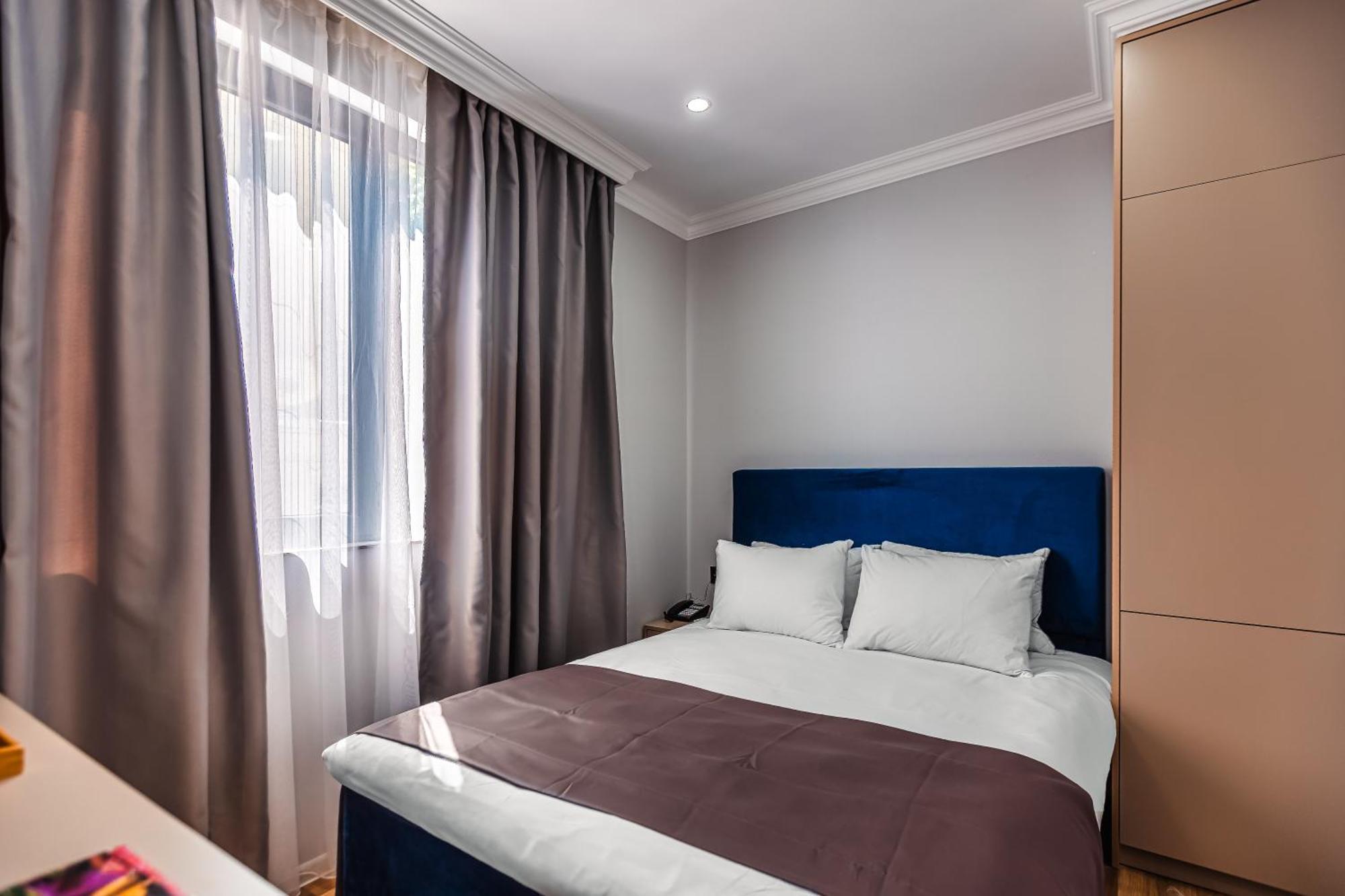 באקו Hillside City Center Hotel מראה חיצוני תמונה