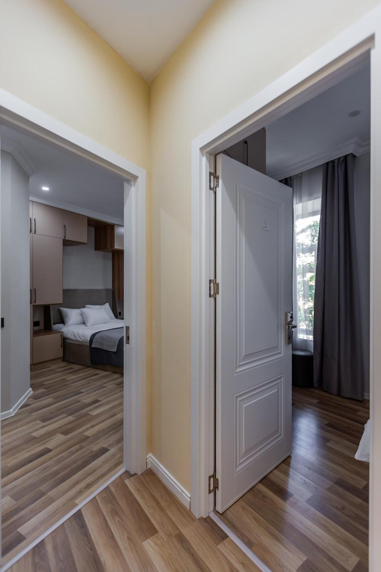 באקו Hillside City Center Hotel מראה חיצוני תמונה