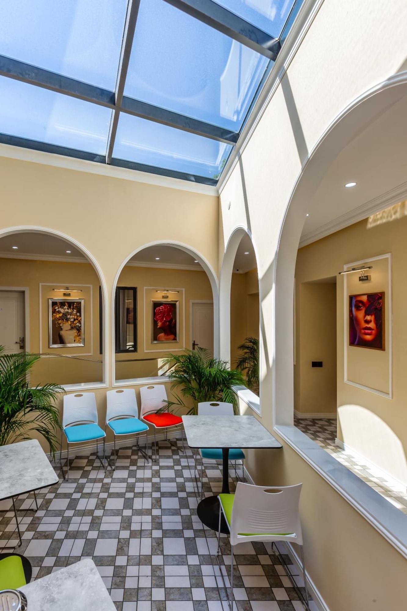 באקו Hillside City Center Hotel מראה חיצוני תמונה