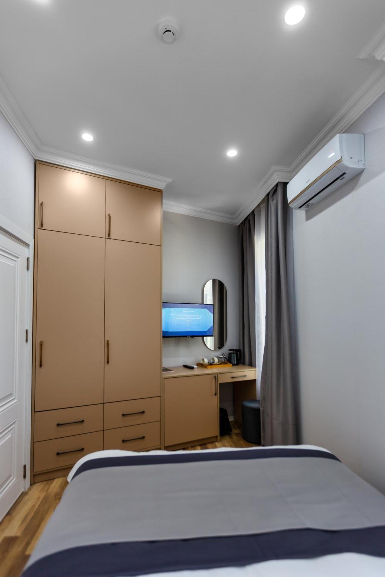 באקו Hillside City Center Hotel מראה חיצוני תמונה