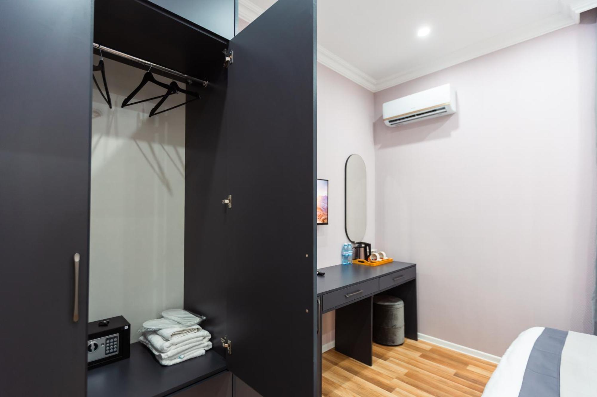 באקו Hillside City Center Hotel מראה חיצוני תמונה