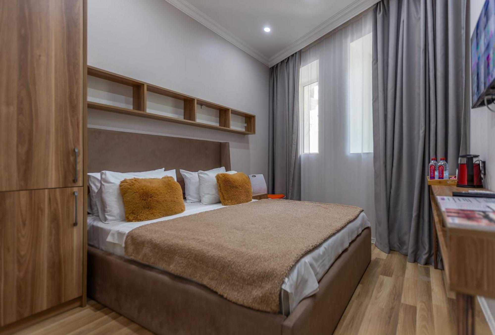 באקו Hillside City Center Hotel מראה חיצוני תמונה