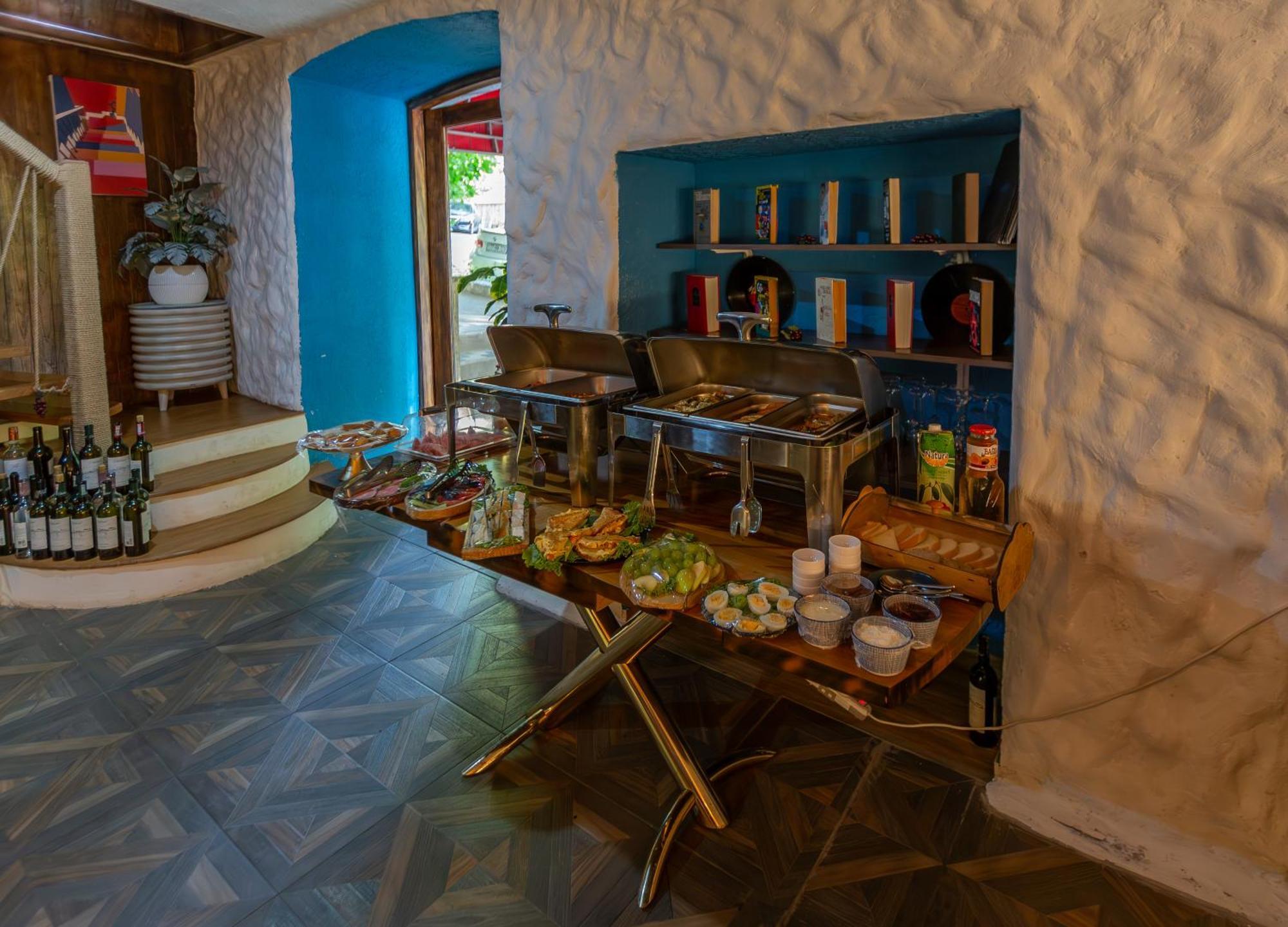 באקו Hillside City Center Hotel מראה חיצוני תמונה